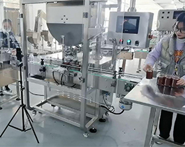 2021款醬料極速灌裝機(jī)，挑戰(zhàn)多頭醬料灌裝系統(tǒng)100天